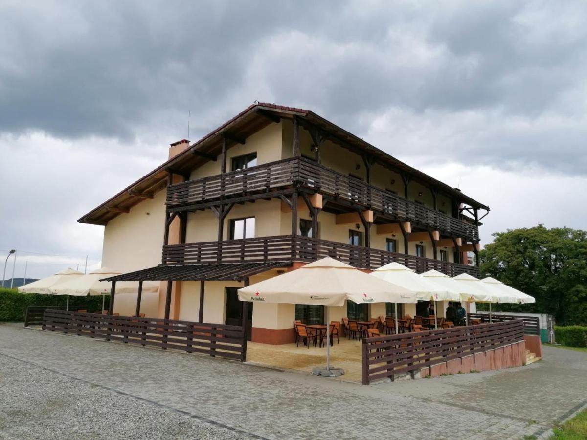Pensiunea Elisabeta Merghindeal Exterior photo